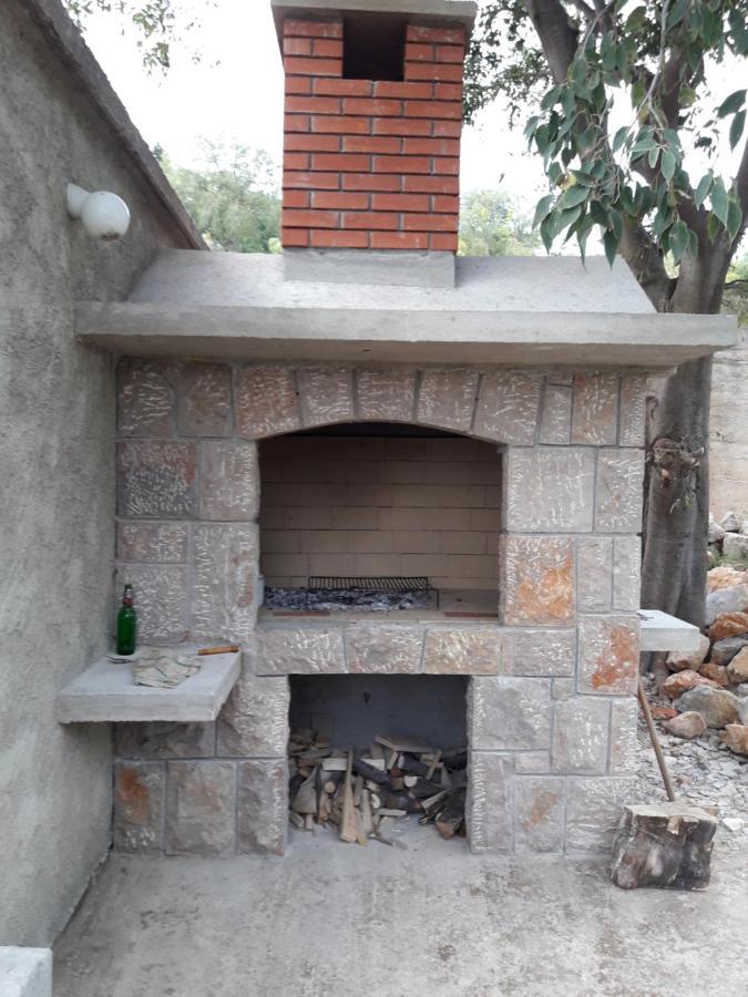 טריבני-קרושיצה Apartmani Iva מראה חיצוני תמונה